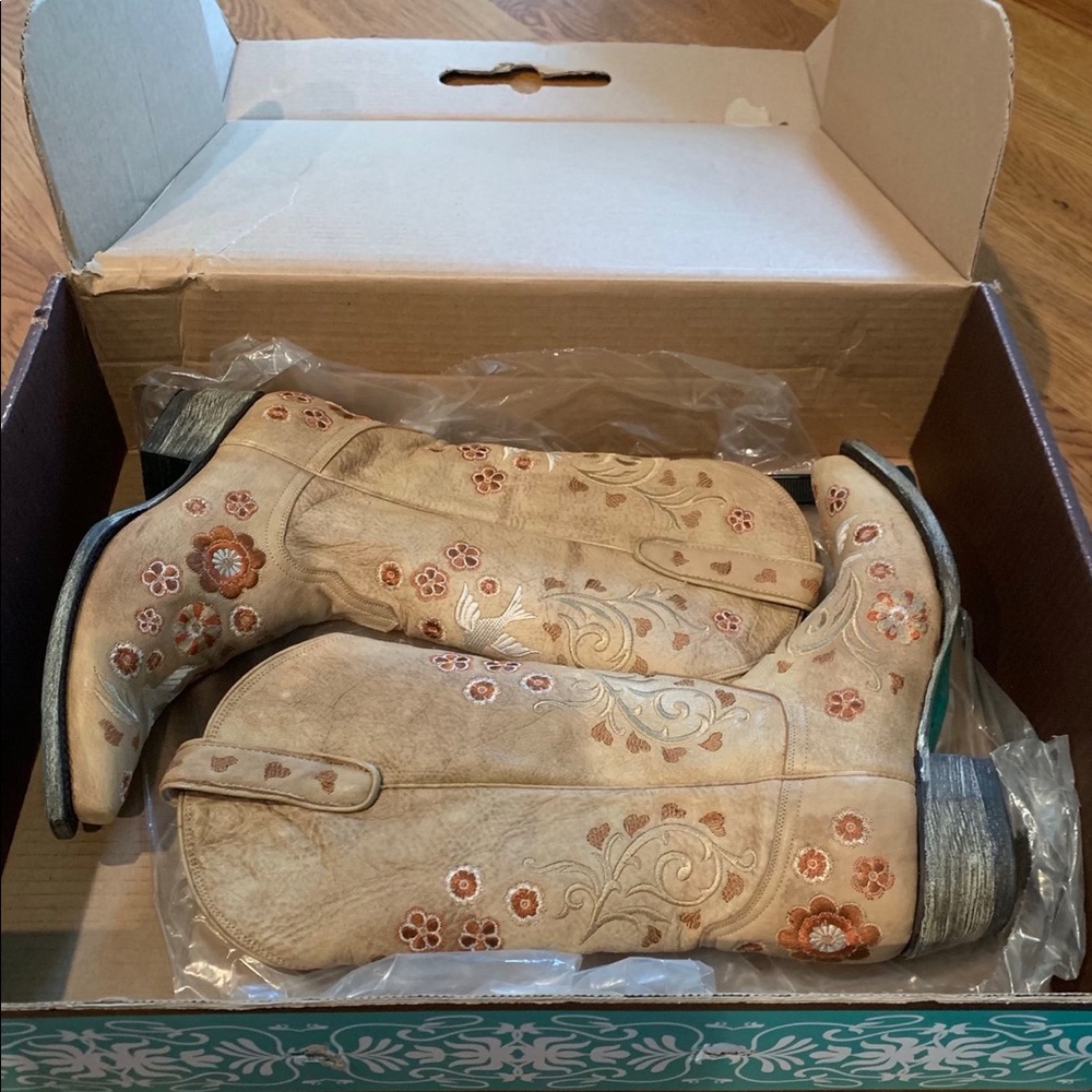 Lane Boots